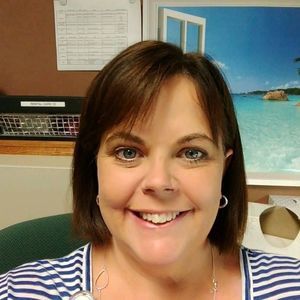 Meet your Posher, Debbie